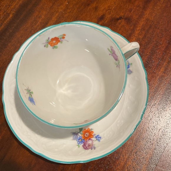 Schumann Bavaria Germany Us Zone Wild Flowers Green Rim Porcelain Teacup Saucer - Picture 2 of 14